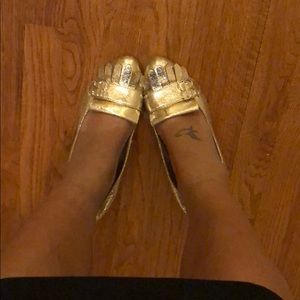 Bandolino glitter gold loafers